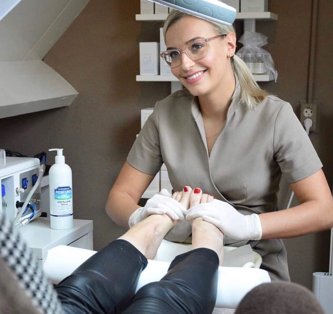 professional foot treatment