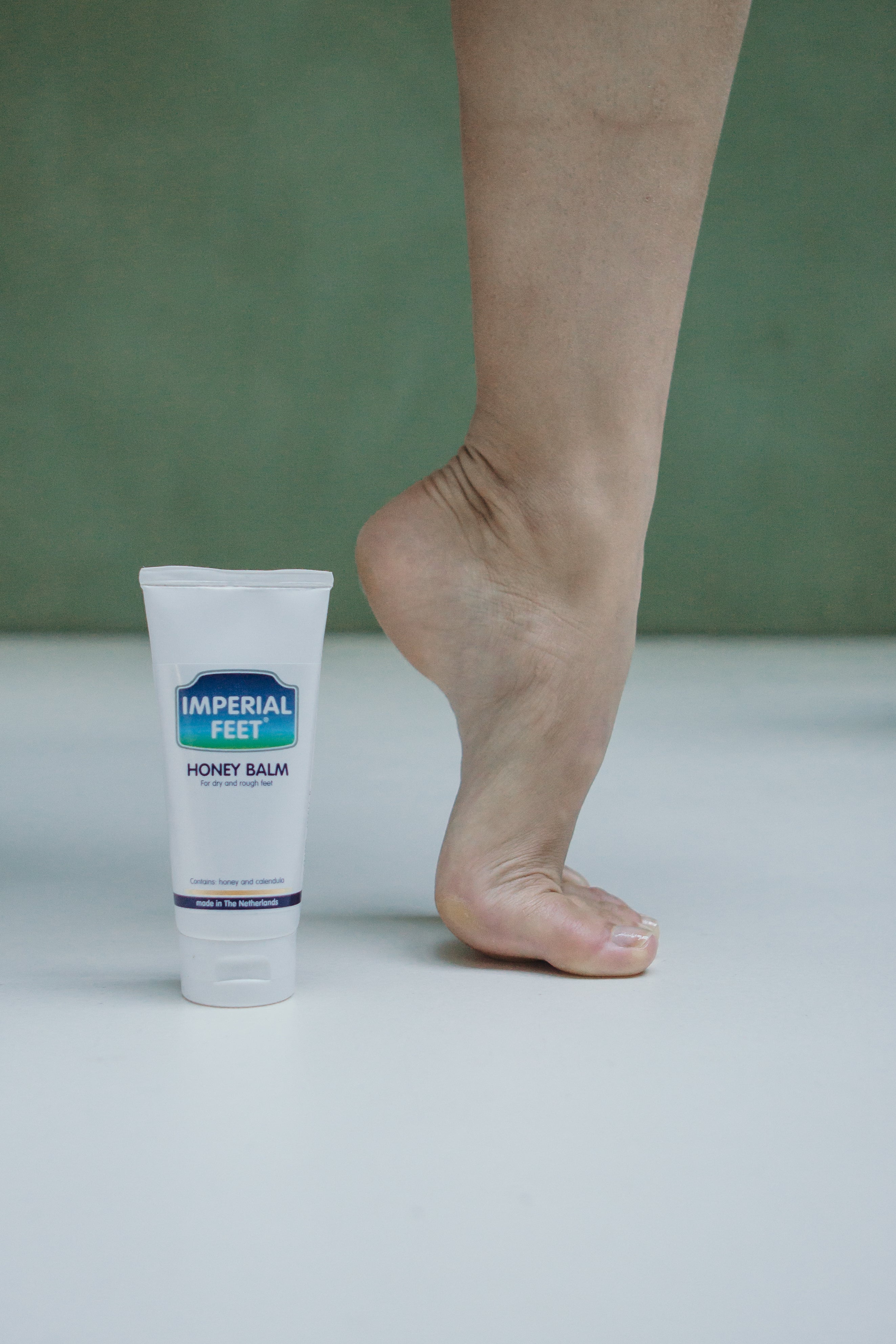 Summer Foot Care: Protecting Your Feet From Heat and Moisture